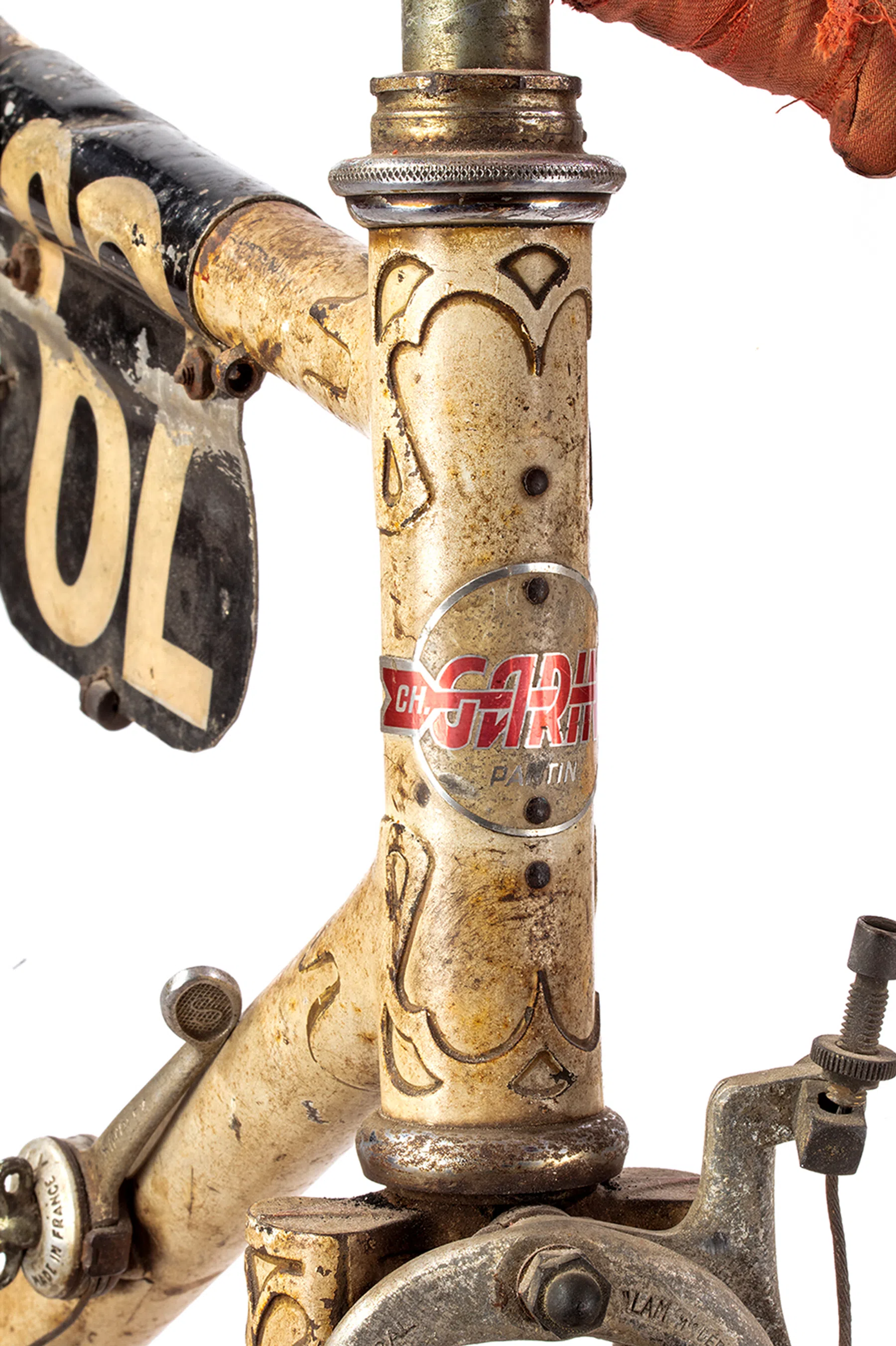 De balhoofdplaatjes links Cycles Charles Garin